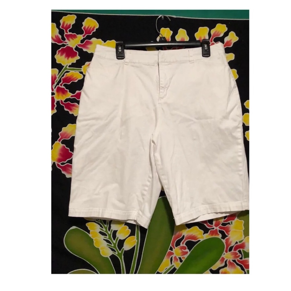 Plus Size Capris